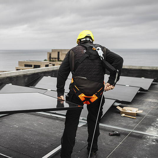 De Største Fordele Ved Solceller Til Erhverv Mobile