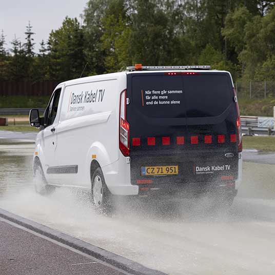 Klimablog Dktv FDM Kursus Bil Gennem Vand Mobil