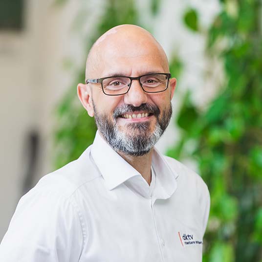 Michael Brokær Mobil