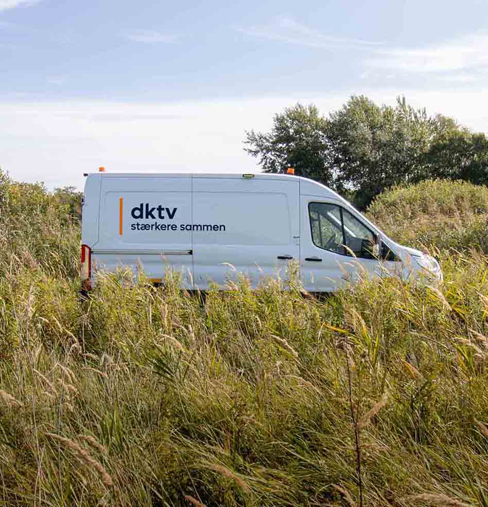 Dktv Bil I Marken Wide