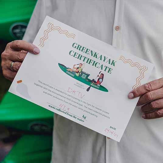 Green Kayak Tur Certifikat Mobil