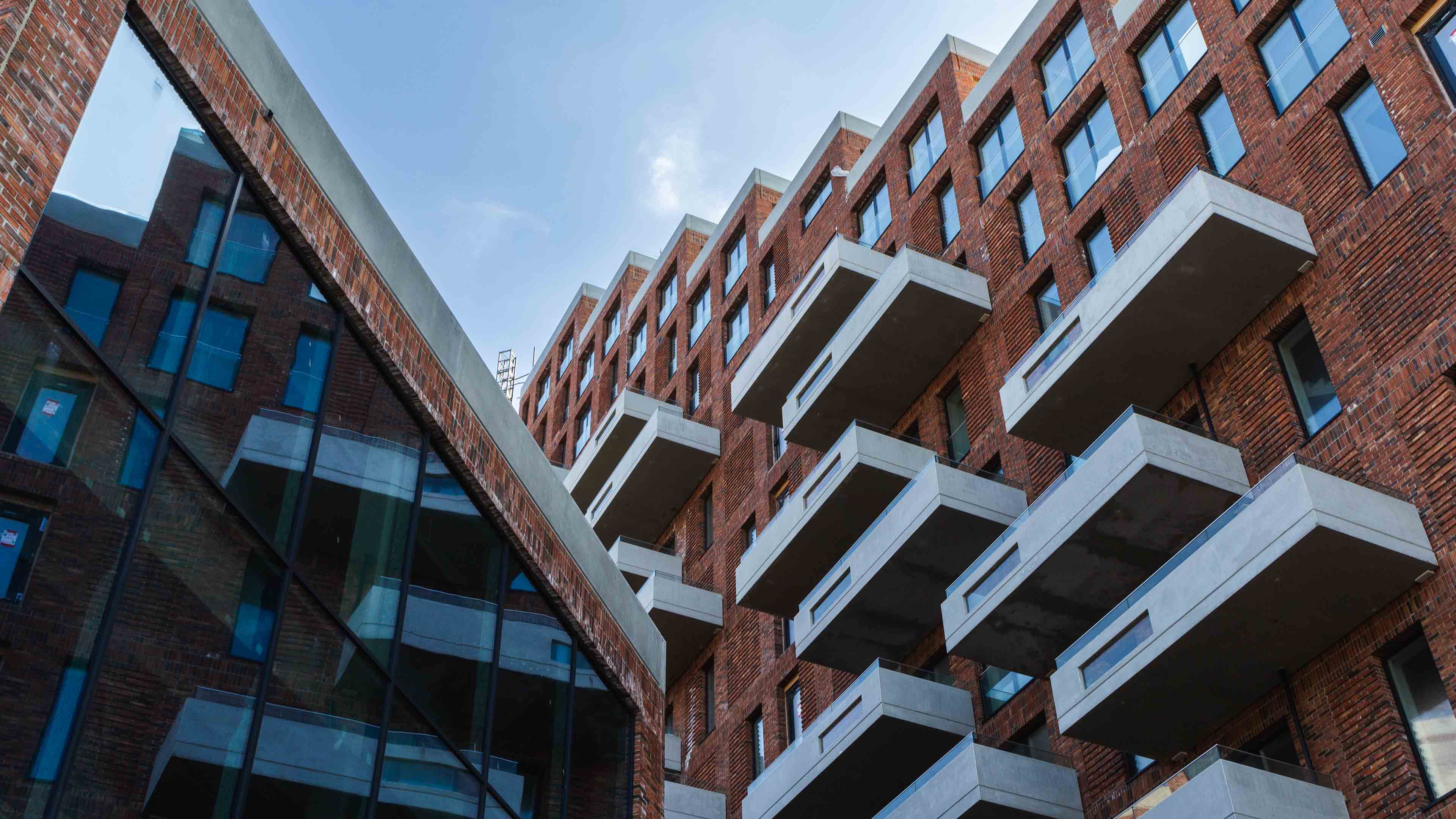 Nicolinehus Case Hyperconnect Banner