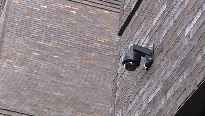 Sikre Jeres Værdier Med Overvågning Af Jeres Ejendom.