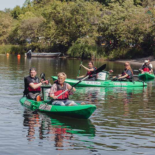 Green Kayak Tur 1 Mobil